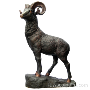 Grandezza naturale scultura di bronzo capra